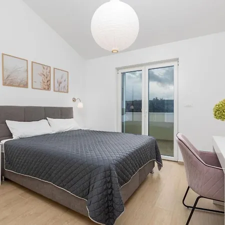 Malina Comfortable Villa Malinska