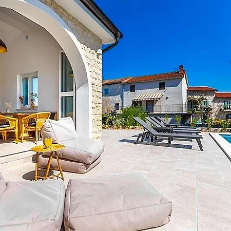 Malina Comfortable Villa Malinska