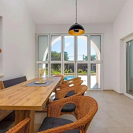 Malina Comfortable Villa