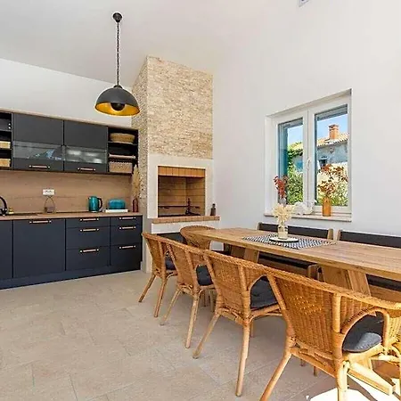 Malina Comfortable Villa
