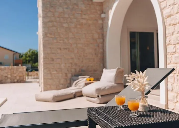 Malina Comfortable Villa *